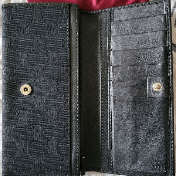 Gucci Black Wallet-EUC - Picture 10 of 14